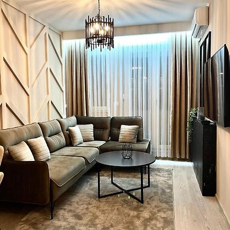 Top Apartment Pristina Exterior foto