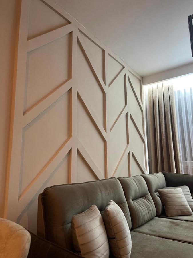 Top Apartment Pristina Exterior foto
