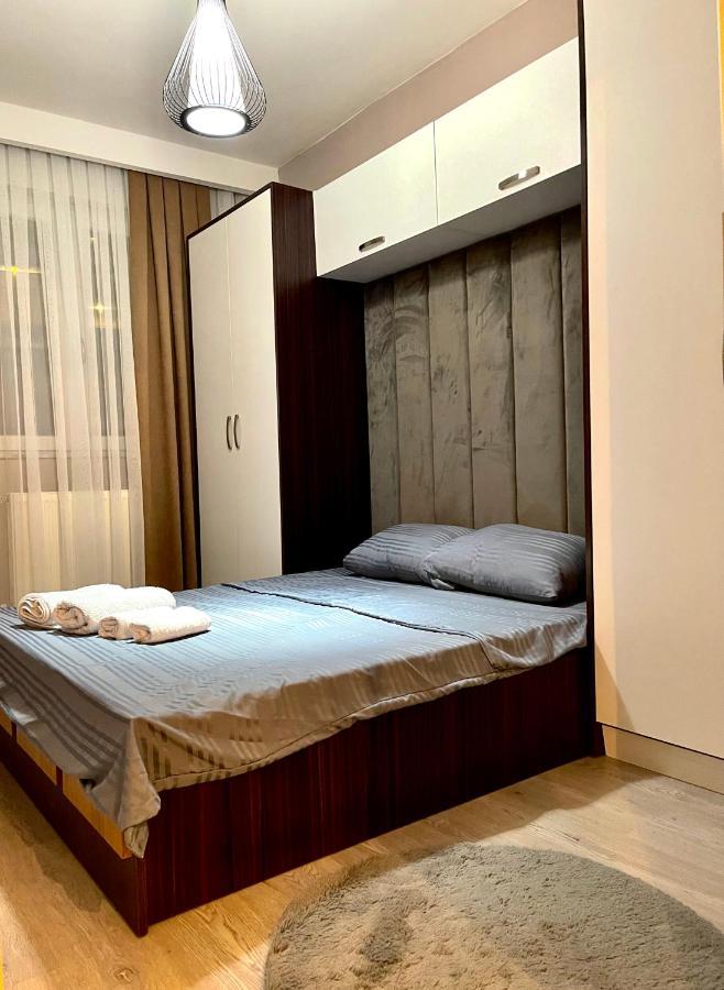 Top Apartment Pristina Exterior foto